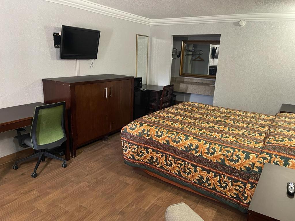 Budget Inn And Suites Crowley Esterno foto